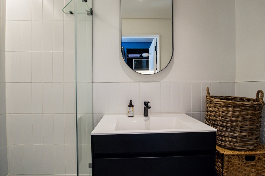 1 Bedroom Property for Sale in Sea Point Western Cape